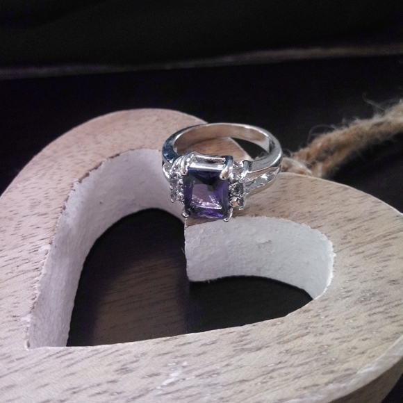 Jewelry - 🎈Amethyst/CZ Ring